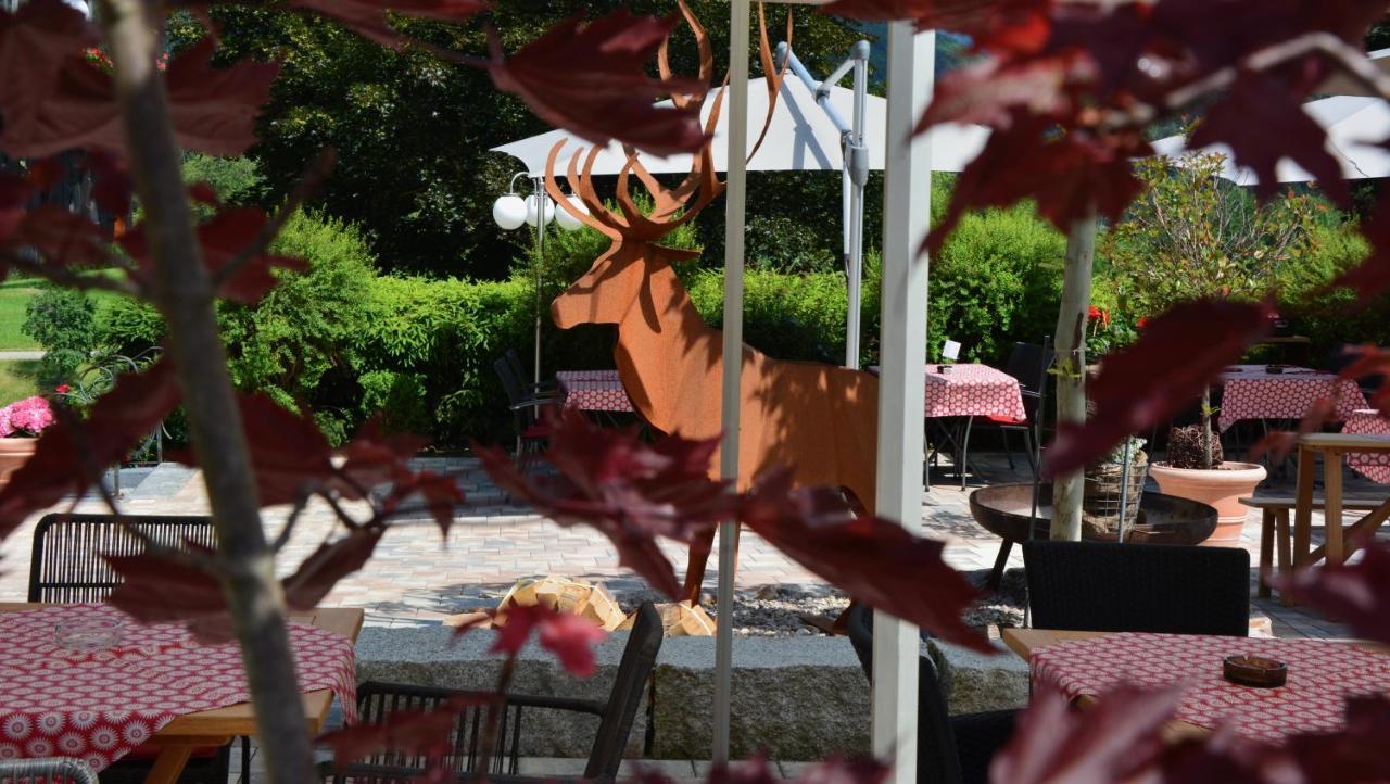 Genusshotel Hirschen - Erholung Im Gruenen Sallneck Kültér fotó